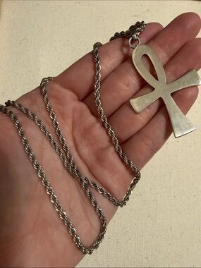 Sterling Silver 925 Ankh Pendant Necklace 23’ in Rope Chain heavy chain